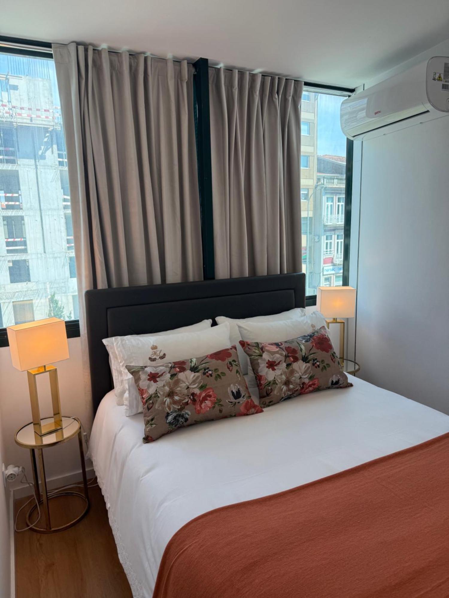 Ml Plaza Avenue Apartament